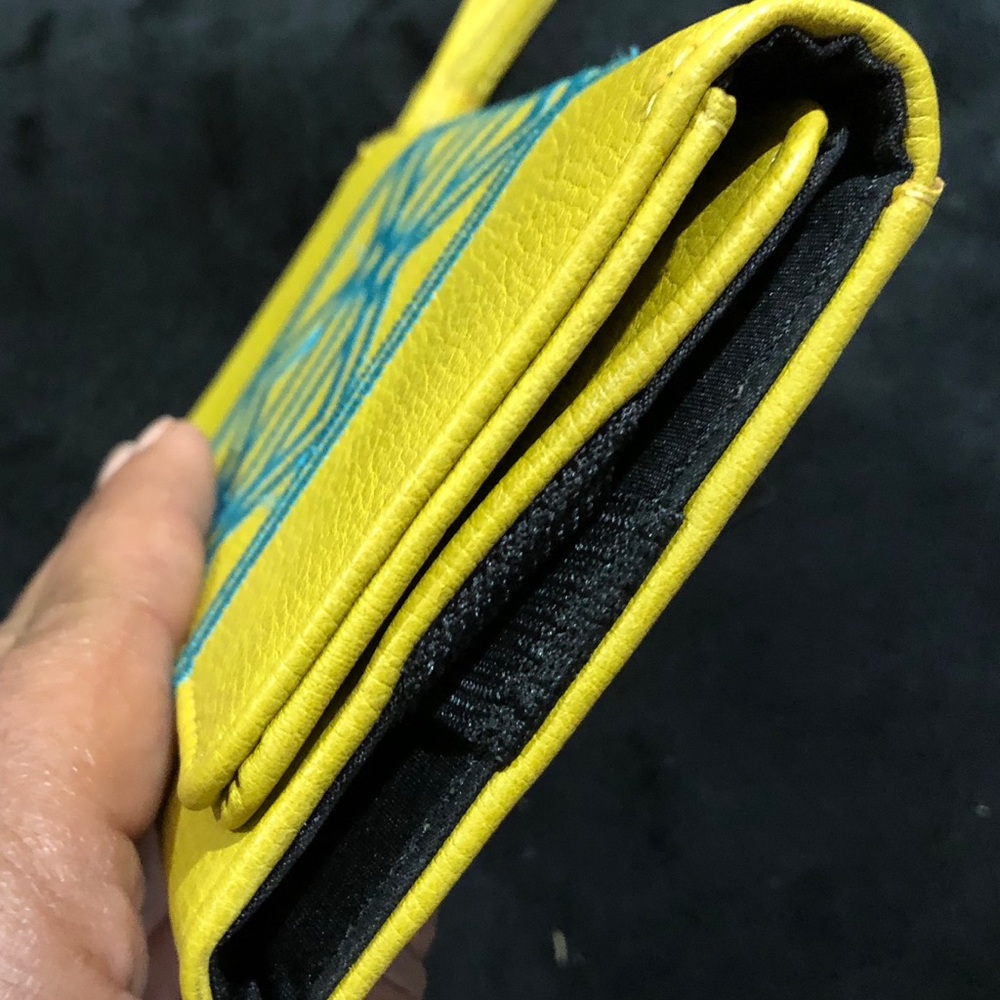 Wallet / Phone Case - Picture 6 of 7